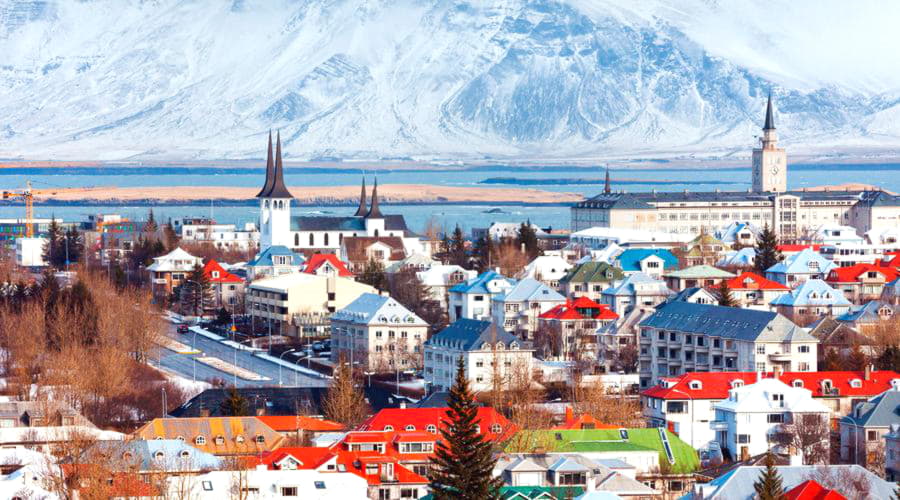 The best car rental options in Reykjavik